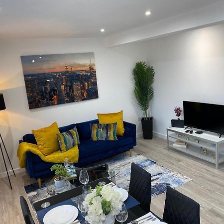 Stylish Apartment In Watford Watford  Extérieur photo
