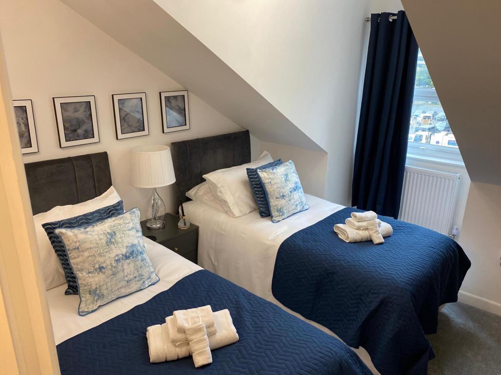 Stylish Apartment In Watford Watford  Extérieur photo